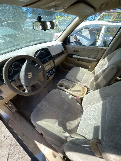 2006 Honda CR-V Location - Imports - Row 30 - Stock # H50869