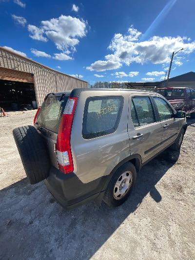 2006 Honda CR-V Location - Imports - Row 30 - Stock # H50869