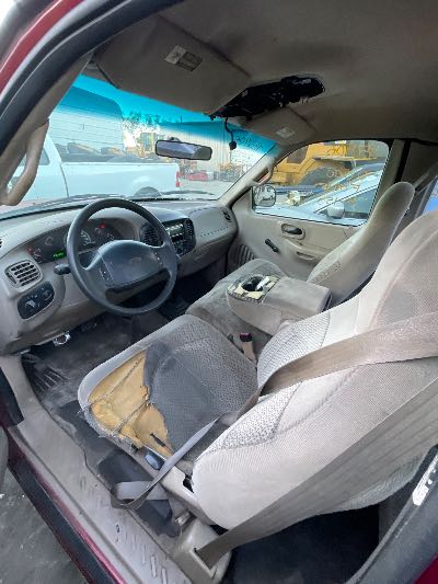 2000 Ford F-150 Location - Large Trucks & Vans - Row 24 - Stock # H50906