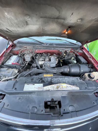 2000 Ford F-150 Location - Large Trucks & Vans - Row 24 - Stock # H50906