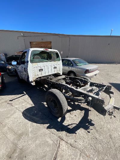 2003 Ford F-250 SD Location - Large Trucks & Vans - Row 29 - Stock # H50907