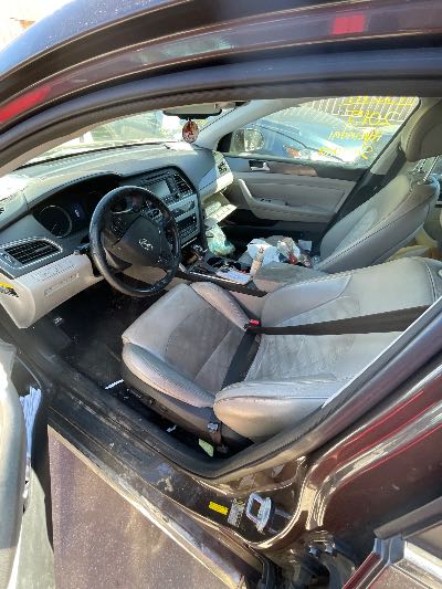 2015 Hyundai Sonata Location - Imports - Row 999 - Stock # H50911