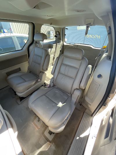 2006 Ford Freestar Location - Ford - Row 35 - Stock # H50884