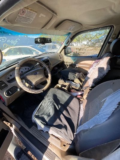 2005 Ford Explorer Sport Trac Location - Ford - Row 36 - Stock # H50903