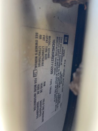 2002 Chevrolet Express Location - Large Trucks & Vans - Row 27 - Stock # H50823