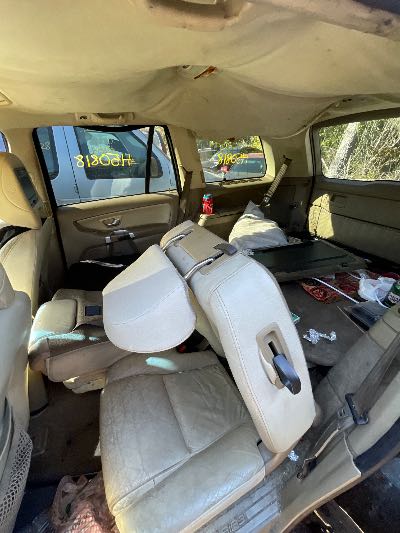 2011 Volvo XC90 Location - Imports - Row 2 - Stock # H50818