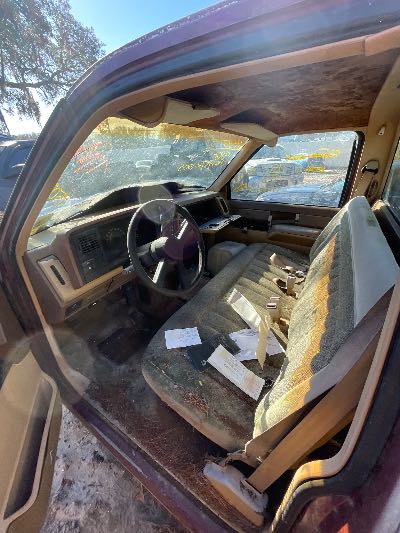 1988 Chevrolet C/K 1500 Location - Large Trucks & Vans - Row 25 - Stock # H50712