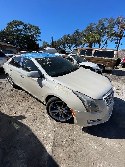 2013 Cadillac XTS Location - GM - Row 32 - Stock # H50913