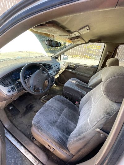 2001 Toyota Sienna Location - Imports - Row 9 - Stock # H50923