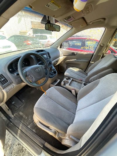 2012 Kia Sedona Location - Imports - Row 2 - Stock # H50917