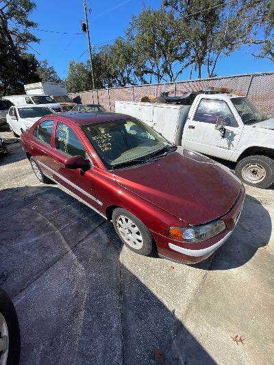2002 Volvo S60 Location - Imports - Row 6 - Stock # H50908