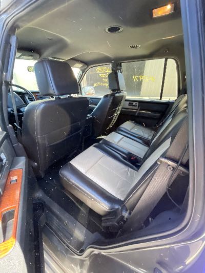 2007 Ford Expedition Location - Large Trucks & Vans - Row 26 - Stock # H50971