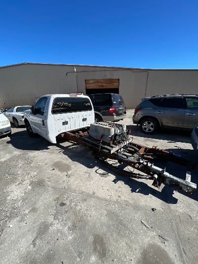 2002 Ford F-350 SD Location - Large Trucks & Vans - Row 25 - Stock # H50953