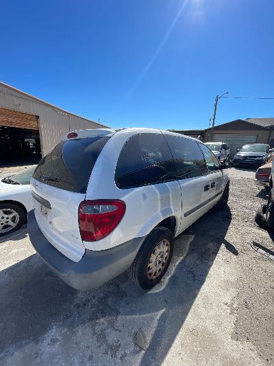 2005 Dodge Caravan Location - Chrysler - Row 42 - Stock # H50961