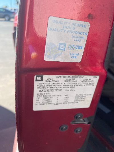 2005 GMC Envoy Location - GM - Row 27 - Stock # H50930