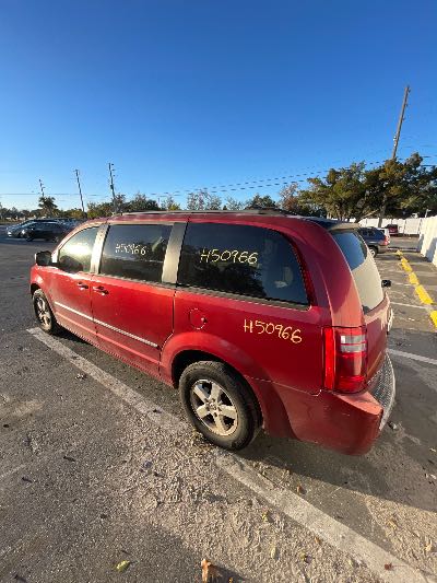 2009 Dodge Grand Caravan Location - Chrysler - Row 41 - Stock # H50966