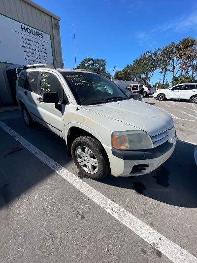 2005 Mitsubishi Endeavor Location - Imports - Row 1 - Stock # H50974