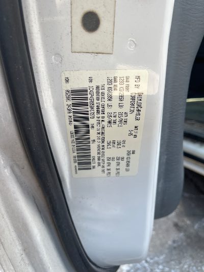 2005 Chrysler Town & Country Location - Chrysler - Row 43 - Stock # H50972