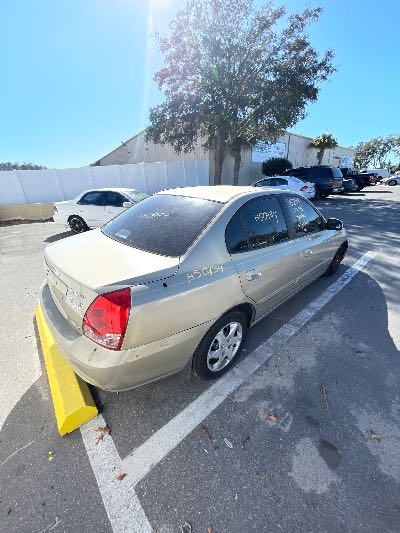 2006 Hyundai Elantra Location - Imports - Row 45 - Stock # H50934