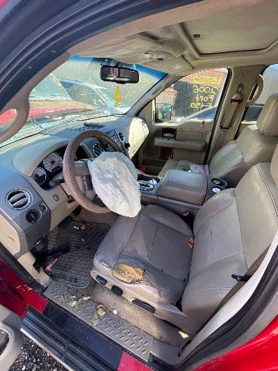 2006 Ford F-150 Location - Large Trucks & Vans - Row 30 - Stock # H51022