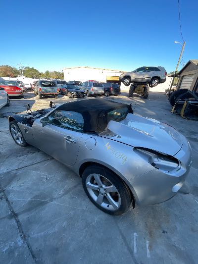 2006 Pontiac Solstice Location - GM - Row 27 - Stock # H51014