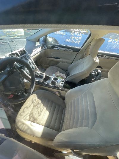 2013 Ford Fusion Location - Ford - Row 36 - Stock # H51006