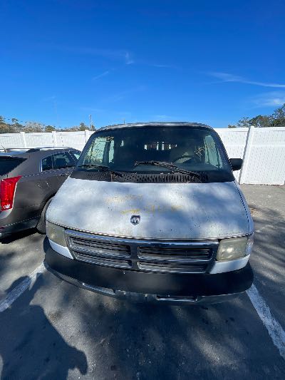 1996 Dodge Ram Van Location - Large Trucks & Vans - Row 27 - Stock # H51050