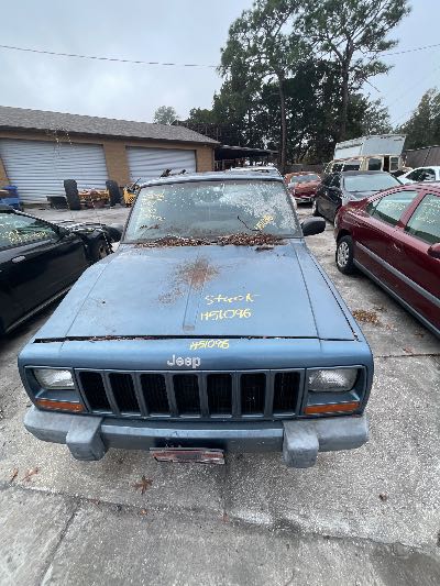 1999 Jeep Cherokee Location - Chrysler - Row 45 - Stock # H51096