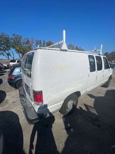 2001 Ford Econoline Location - Large Trucks & Vans - Row 29 - Stock # H51123