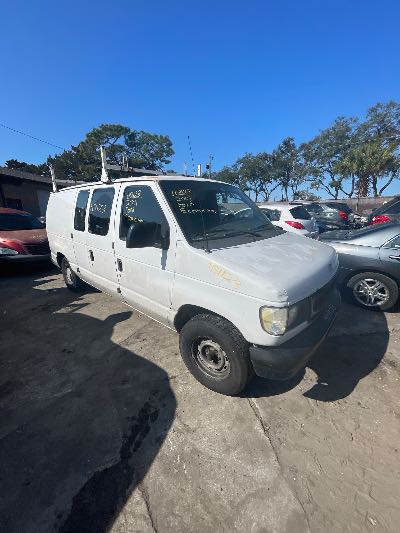 2001 Ford Econoline Location - Large Trucks & Vans - Row 29 - Stock # H51123