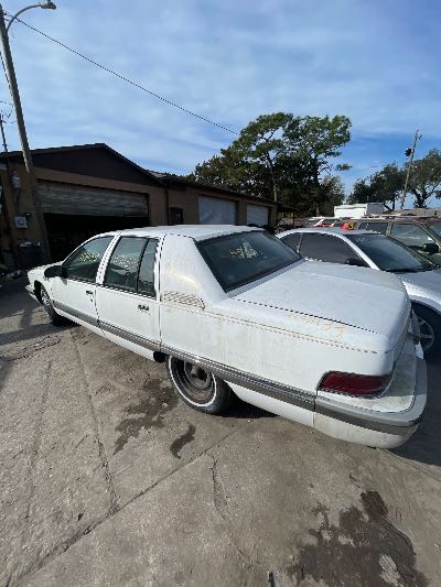 1995 Buick Roadmaster Location - GM - Row 31 - Stock # H51133