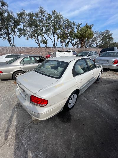 2004 Hyundai Sonata Location - Imports - Row 6 - Stock # H51114