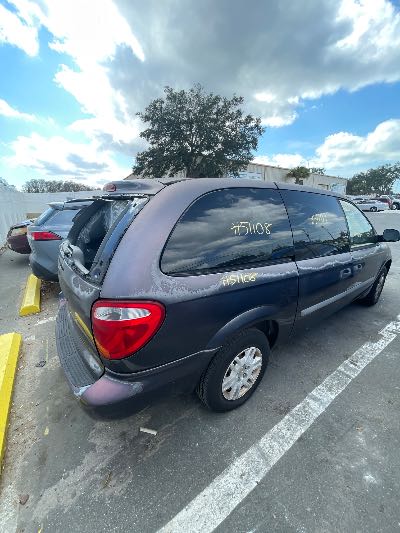 2007 Dodge Grand Caravan Location - Chrysler - Row 45 - Stock # H51108