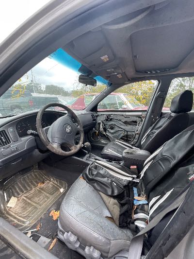 2005 Hyundai Elantra Location - Imports - Row 7 - Stock # H51137