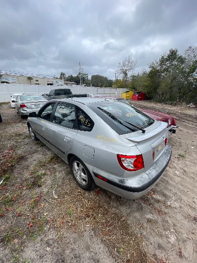 2005 Hyundai Elantra Location - Imports - Row 7 - Stock # H51137