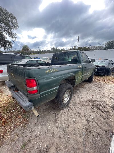 1995 Dodge Ram 1500 Location - Large Trucks & Vans - Row 28 - Stock # H51132