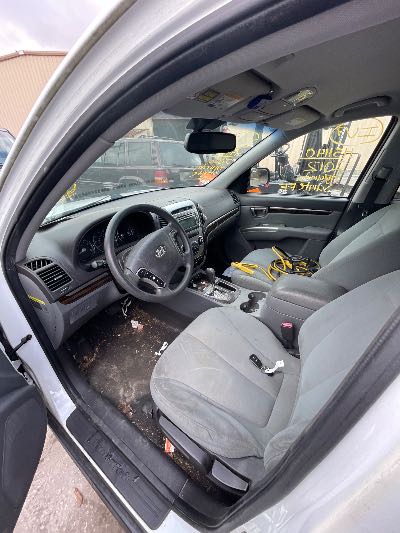 2012 Hyundai Santa Fe Location - Imports - Row 7 - Stock # H51140