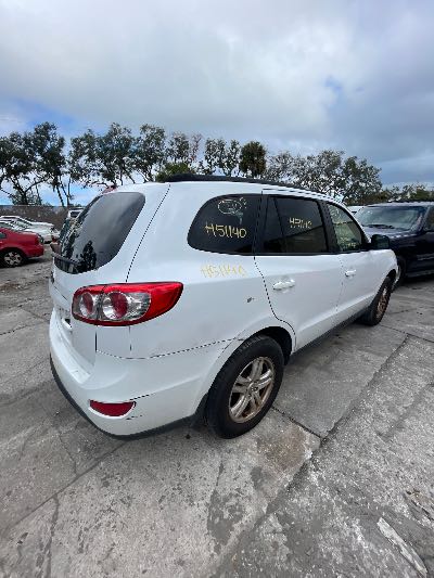 2012 Hyundai Santa Fe Location - Imports - Row 7 - Stock # H51140