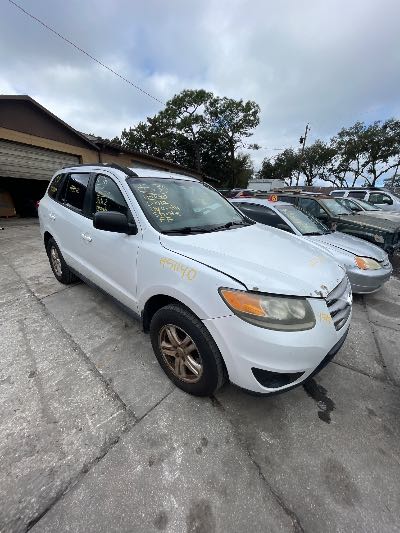 2012 Hyundai Santa Fe Location - Imports - Row 7 - Stock # H51140