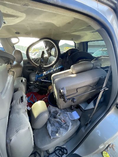 2004 Chevrolet Tahoe Location - Large Trucks & Vans - Row 29 - Stock # H51092