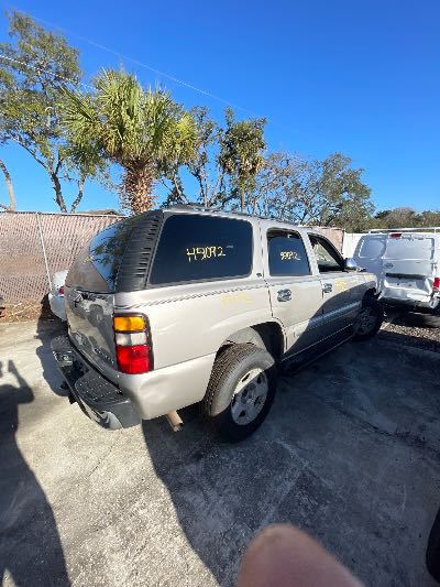 2004 Chevrolet Tahoe Location - Large Trucks & Vans - Row 29 - Stock # H51092