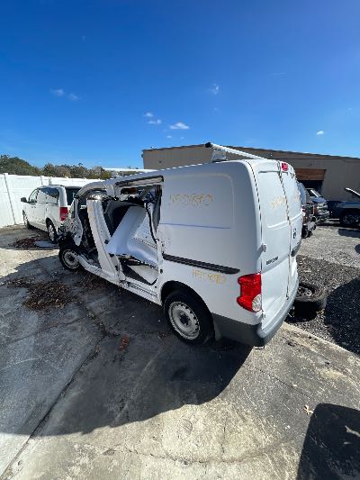 2015 Nissan NV200 Location - Large Trucks & Vans - Row 29 - Stock # H50890