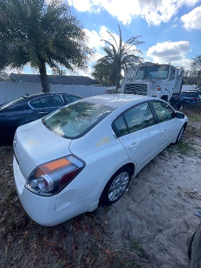2009 Nissan Altima Location - Imports - Row 11 - Stock # H51181