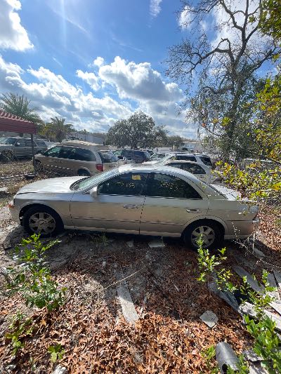 2002 Lincoln LS Location - Ford - Row 25 - Stock # H51183