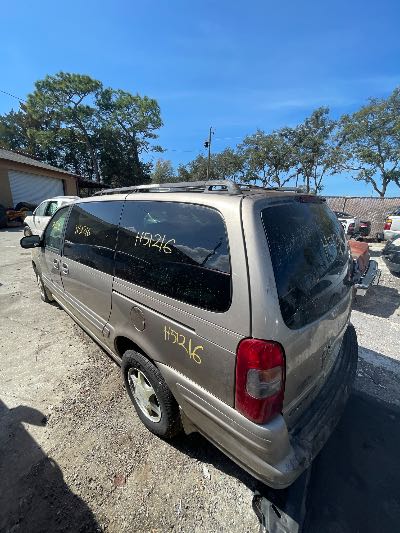 1999 Oldsmobile Silhouette Location - GM - Row 32 - Stock # H51216