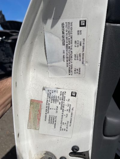 2002 Pontiac Bonneville Location - GM - Row 32 - Stock # H51214