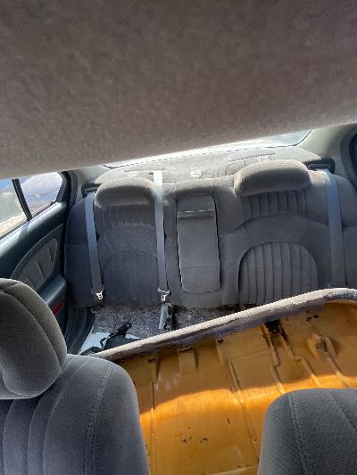 2002 Pontiac Bonneville Location - GM - Row 32 - Stock # H51214