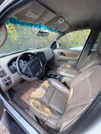 2002 Ford Escape Location - Ford - Row 25 - Stock # H51200