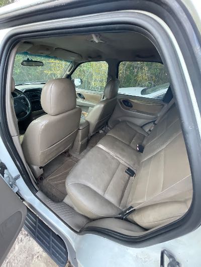 2002 Ford Escape Location - Ford - Row 25 - Stock # H51200
