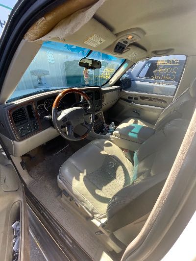 2003 Cadillac Escalade Location - Large Trucks & Vans - Row 33 - Stock # H51244